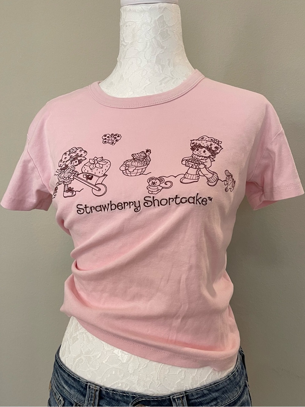 Strawberry Shortcake 1980’s Vintage Pink Graphic Women’s T‑Shirt